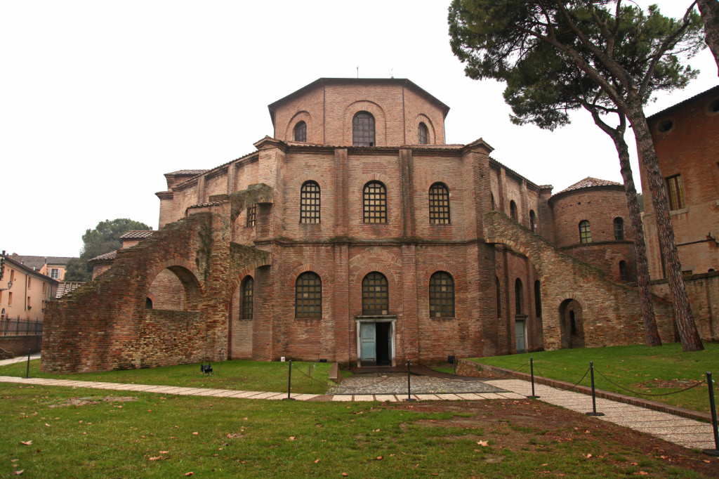 La basilica di San Vitale, Consacrazione 547 Anno Domini 