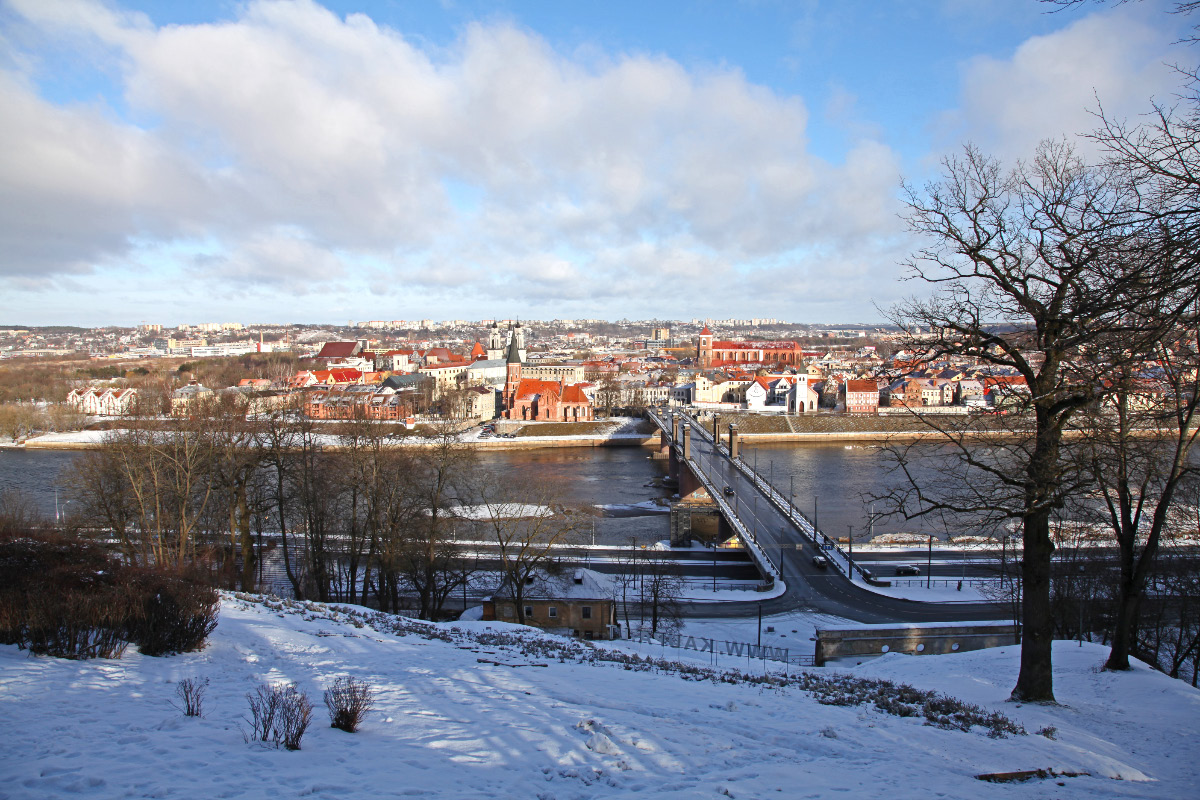 Nemunas River then over Vytautas Bridge to Old Town of Kaunas