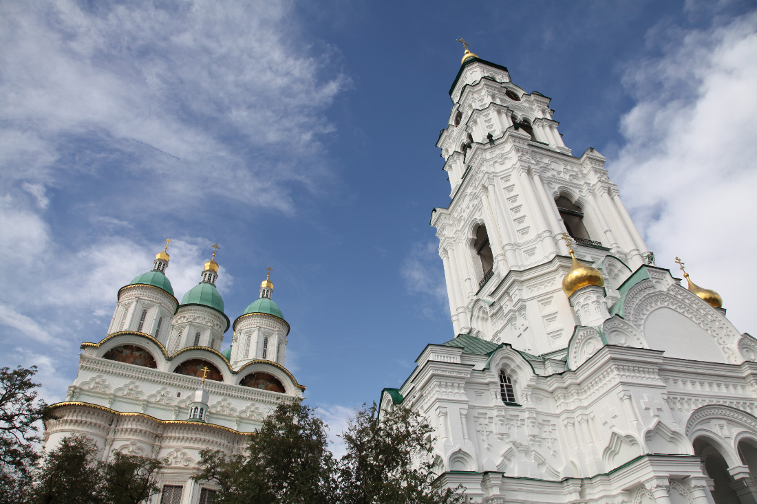 Кафедральный собор Успения Пресвятой Богородицы и колокольня Астраханский Кремль
